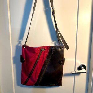 Matt & Nat Canvass / Fabric Vegan Leather Bag Crossbody With Many  Pockets